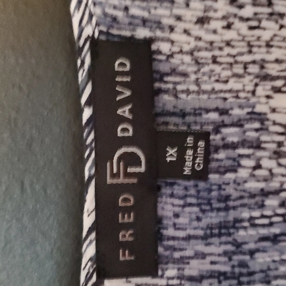 Blouse - Picture 3 of 3